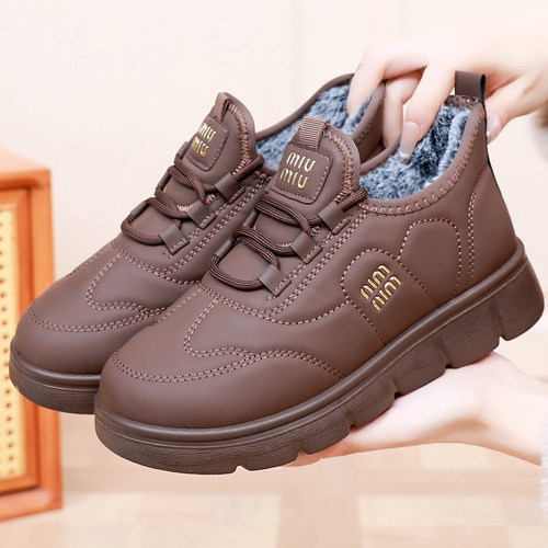 冬季老北京布鞋中老年加绒保暖