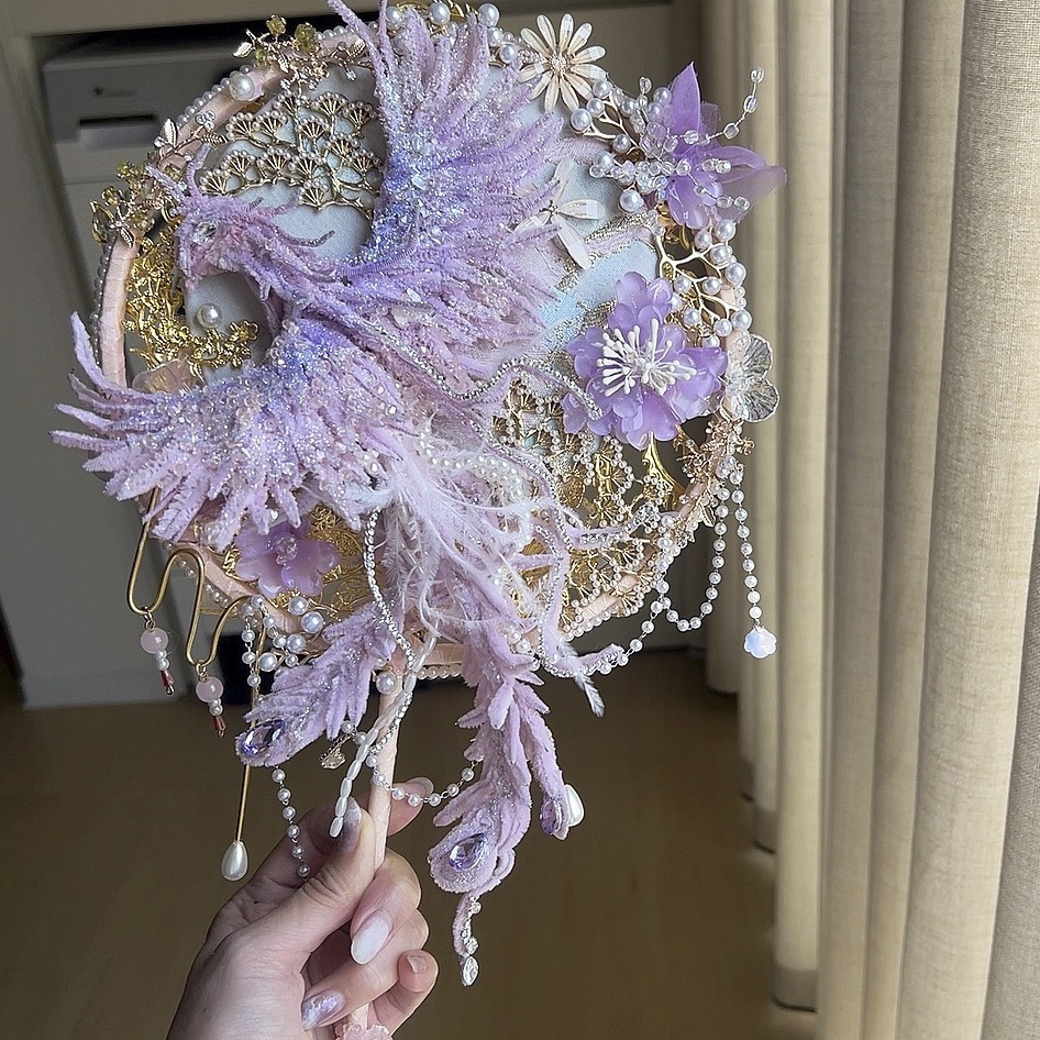 鸾紫云舒新娘团扇紫色