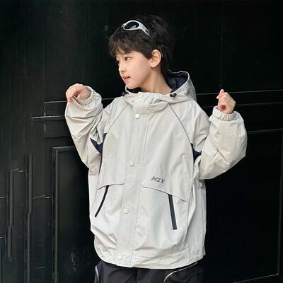 男童韩版连帽冲锋衣春秋款2025新款痞帅儿童夹克中大童春装外套潮