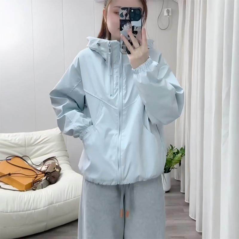 双拉链冲锋衣女款2025新款春季爆款今年流行小个子夹克上衣短外套