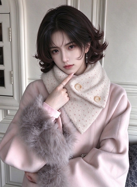 女生围巾秋冬季甜美百搭纽扣保暖日系古早小说女主干针织三角围脖