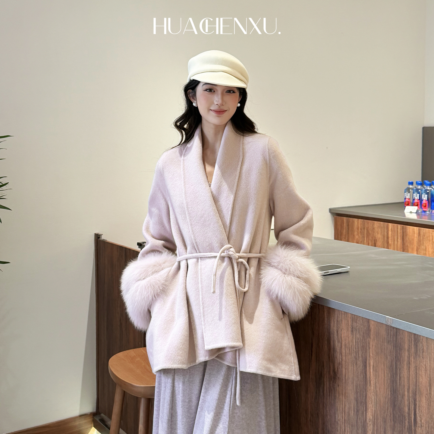 温柔风毛毛袖口羊绒大衣女短款