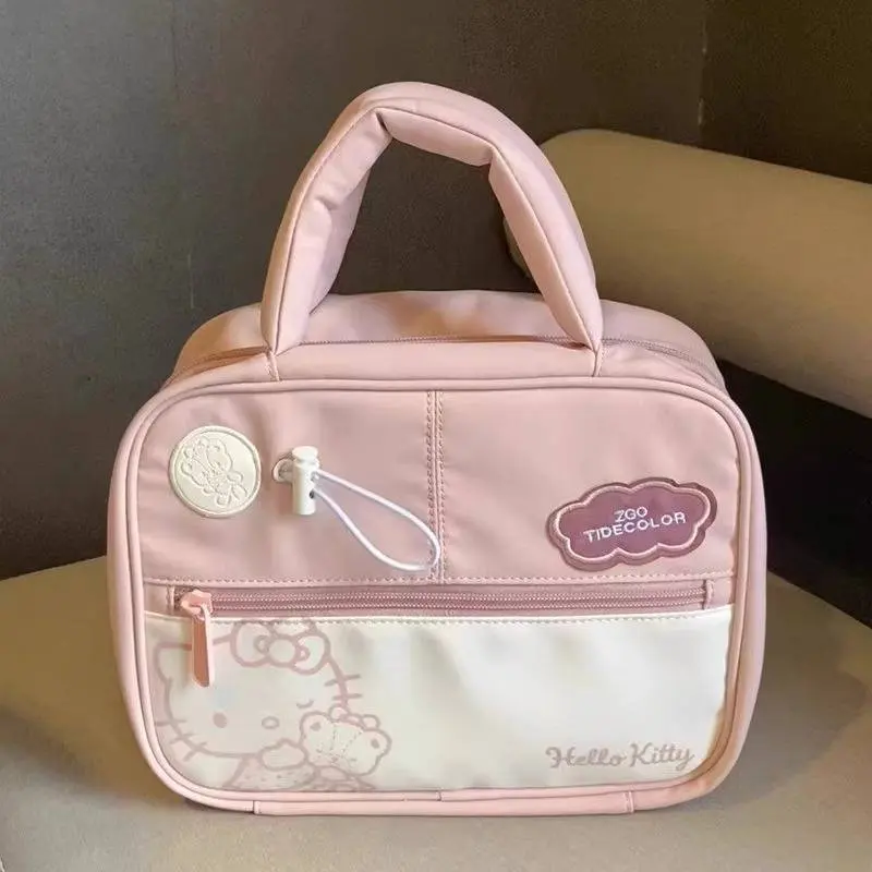 手提hellokitty化妆包洗漱收纳包