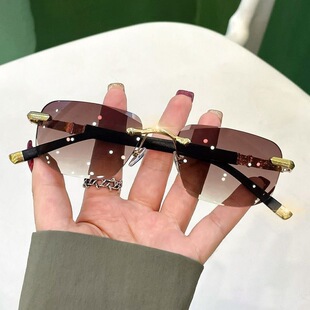 钻石切边无框老花眼镜男女通用避光养目茶片雕刻工艺老花眼镜高级