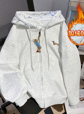 连帽卫衣女秋冬季2026新款刺绣卡通动漫加绒拉链保暖宽松开衫上衣