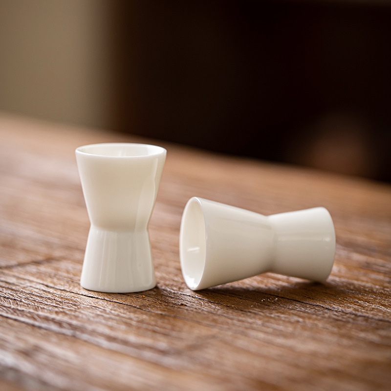 创意陶瓷个性白酒杯烈酒杯复古纯