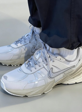 Nike V2K Run GTX 浅灰色 防滑耐磨 低帮跑步鞋 女款 FZ2622-002