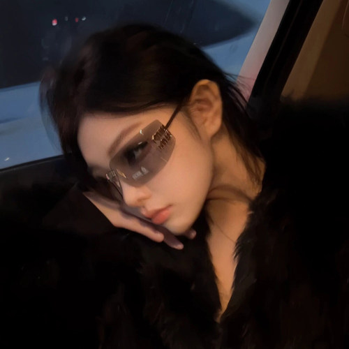 张元英同款轻奢千金风无框墨镜