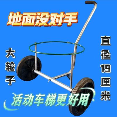 可推可拉老人妇女倒垃圾运水桶