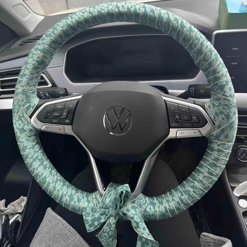 DIY方向盘套装饰浪漫山茶花浮雕花四季防滑耐磨卡通装饰汽车把套
