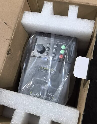 全新易控EC5000电系列变频器EC504D0G05D5P43C非质量问题不退换11