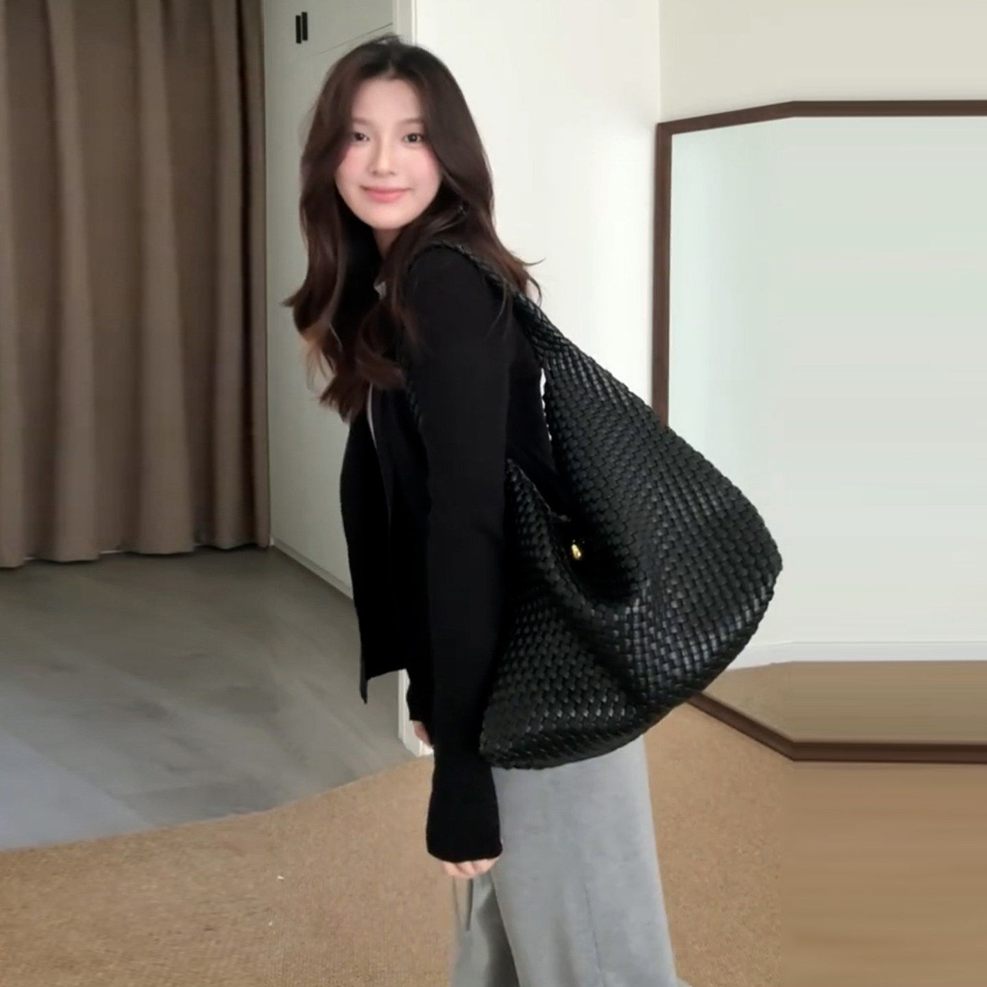 韩系黑色针织开衫外套女早春秋季2025新款薄款慵懒风外搭长袖上衣