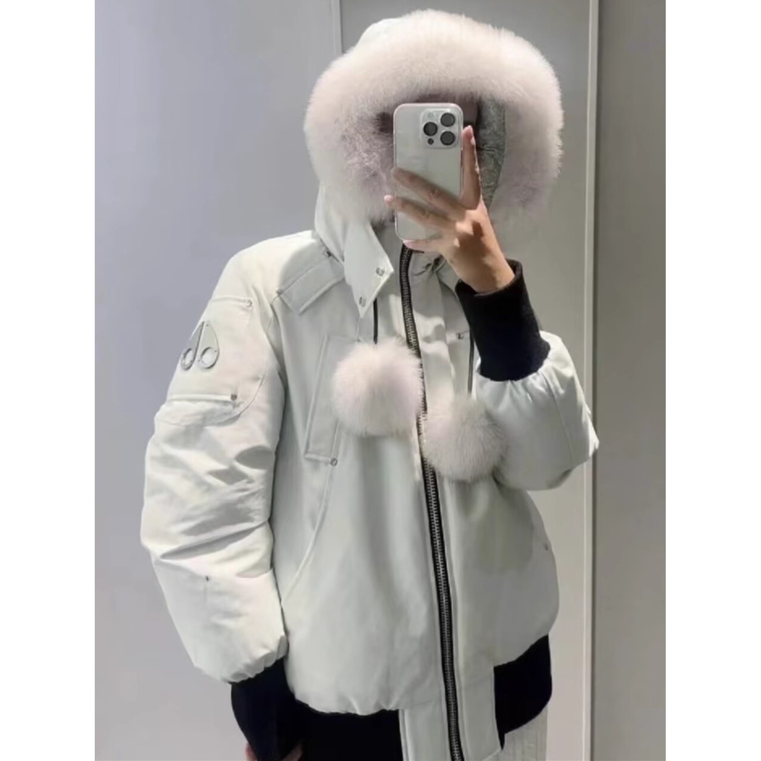 MooseKnuckles/剪刀毛领徽标贴