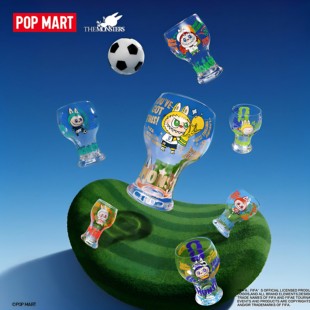 POPMART泡泡玛特拉布布THE MONSTERS × FIFA系列玻璃杯盲盒周边