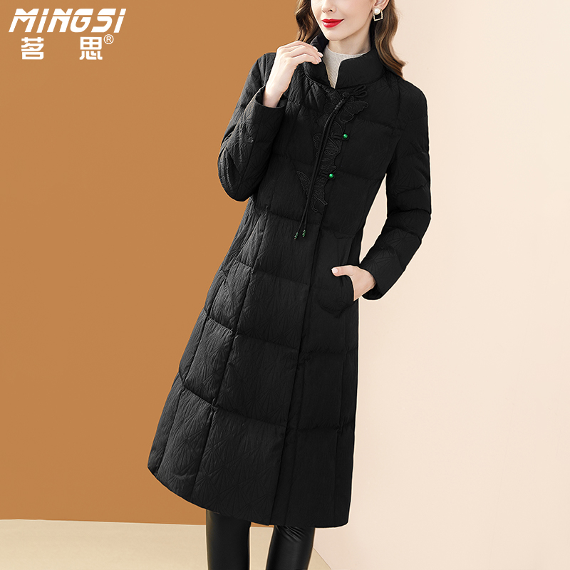 黑色中长款90鹅绒加厚保暖羽绒服