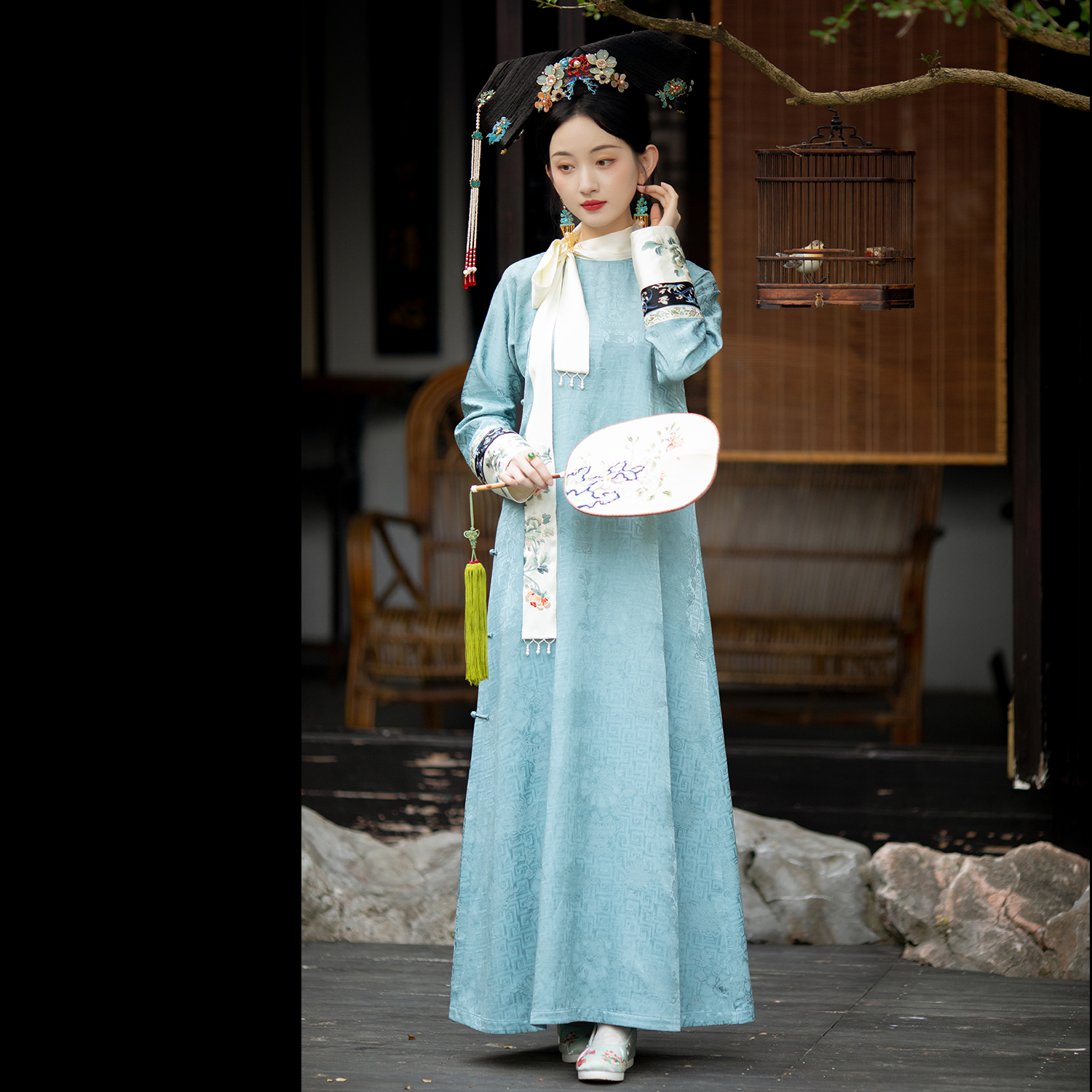 遥相顾丨一城风絮丨绣花复古旗袍