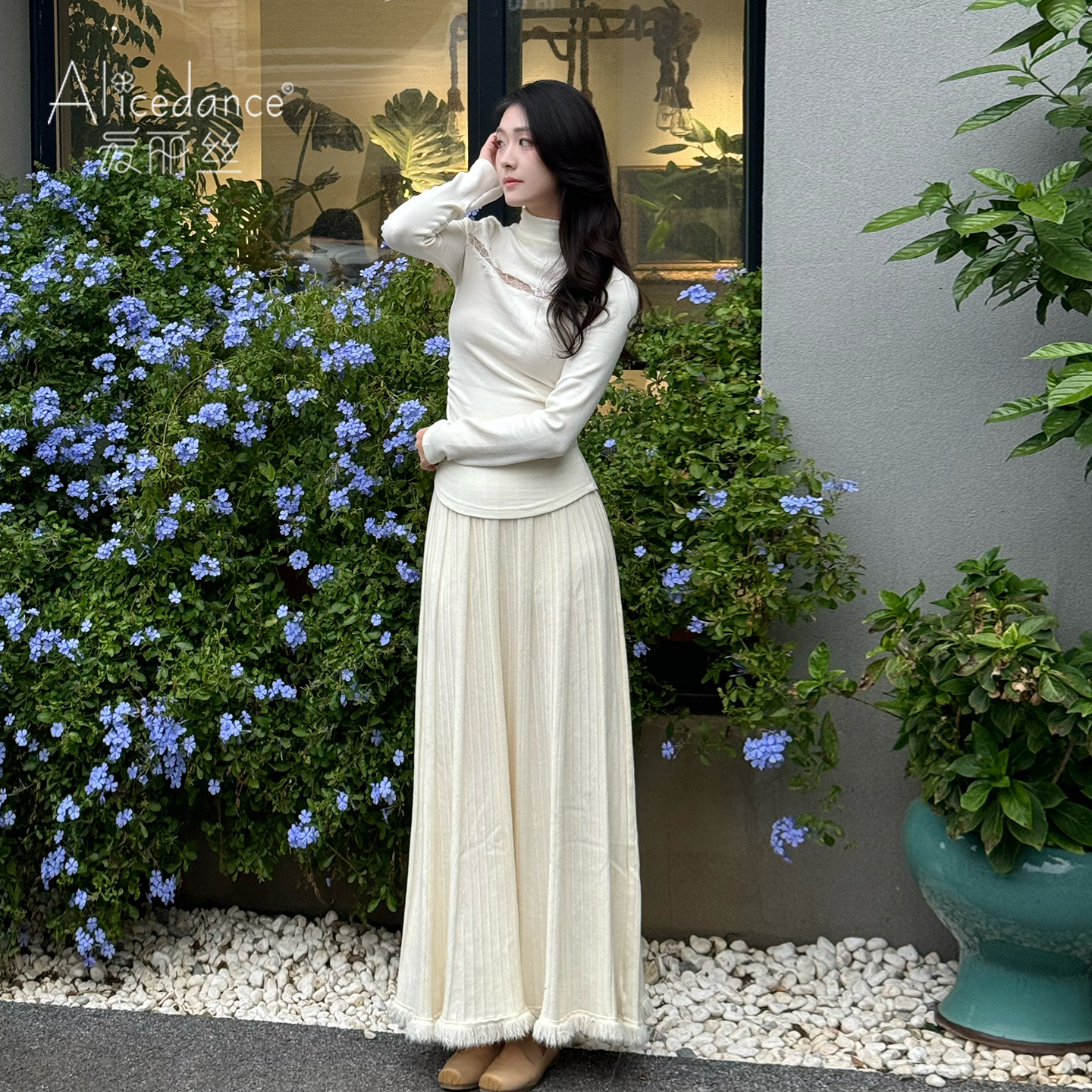 白色高领长袖针织衫女百搭打底衫