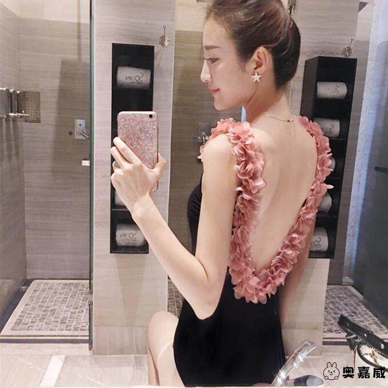泳衣女新款性感连体漏背纯手工花朵大露背遮肚显瘦小胸聚拢泡温泉