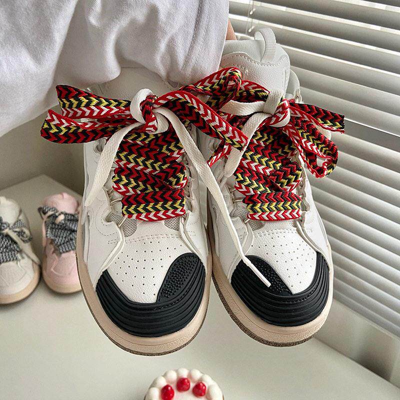 百搭休闲小白鞋男款鞋子百搭高级感板鞋休闲复古运动鞋情侣面包鞋