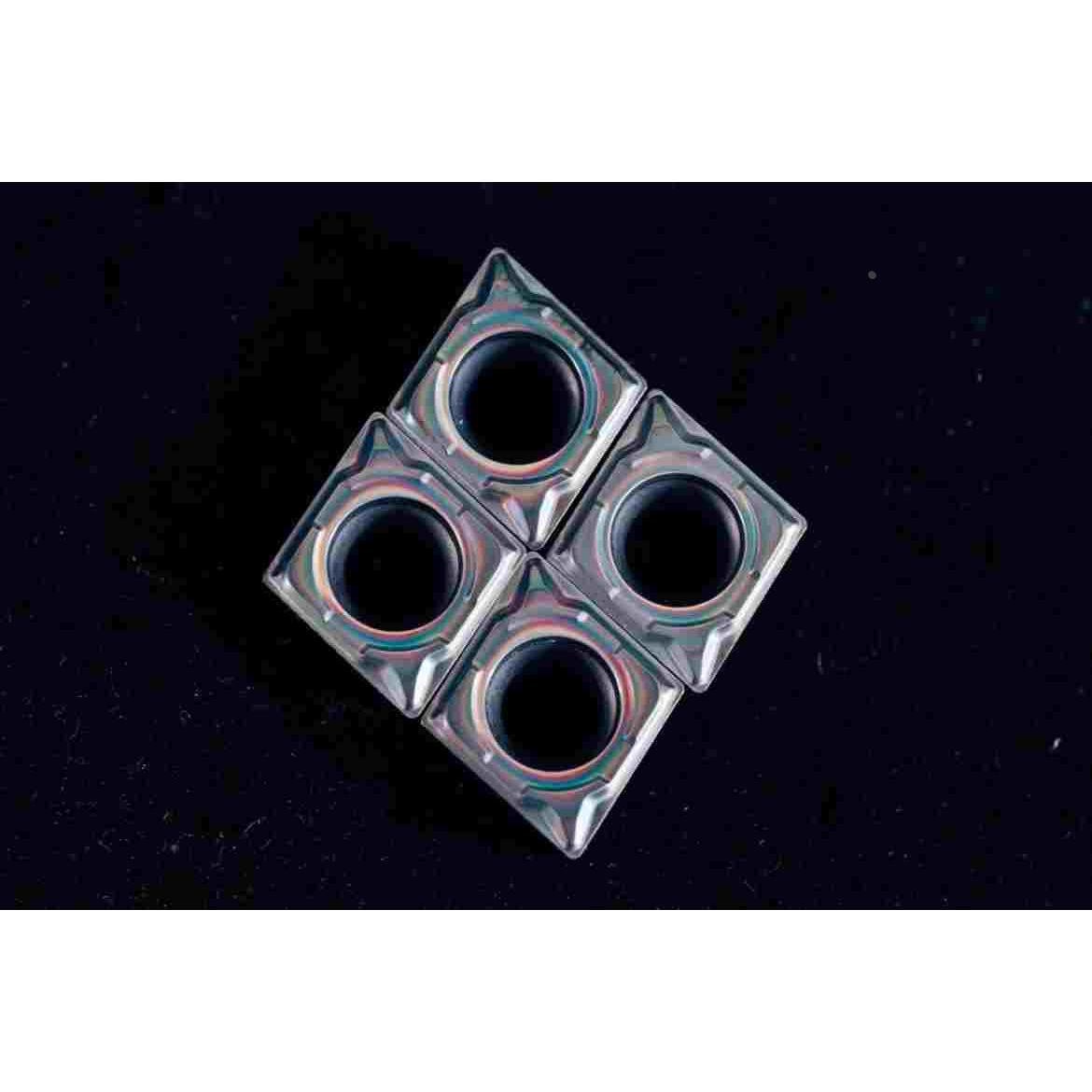 七彩高硬CCMT060204-CCMT09T304车床菱形内孔车刀片镗孔刀粒钢件