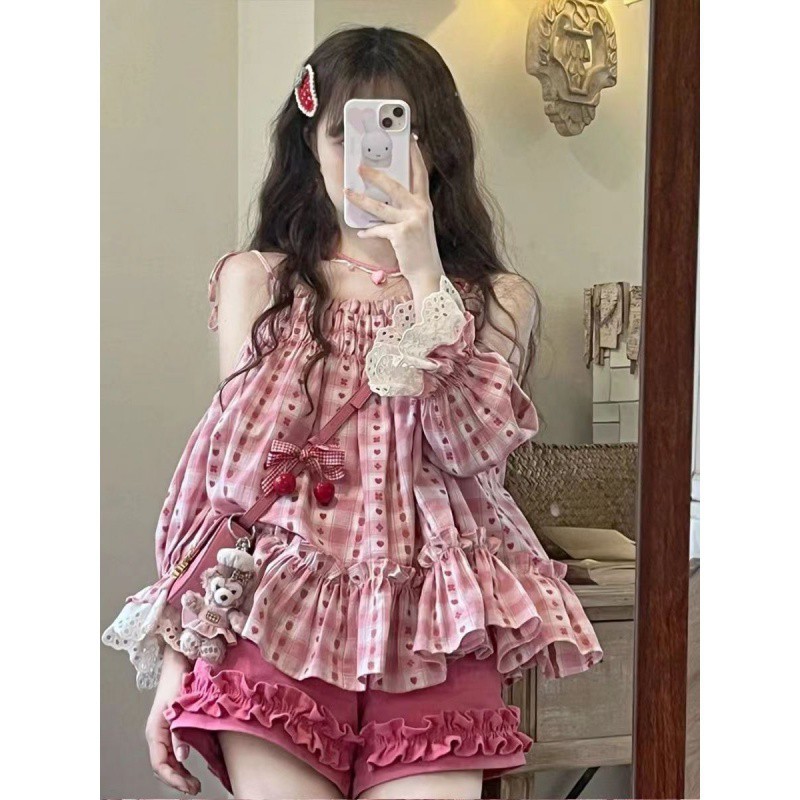 夏季甜美森系减龄吊带露肩格子上衣+洋气花边ins短裤两件套套装