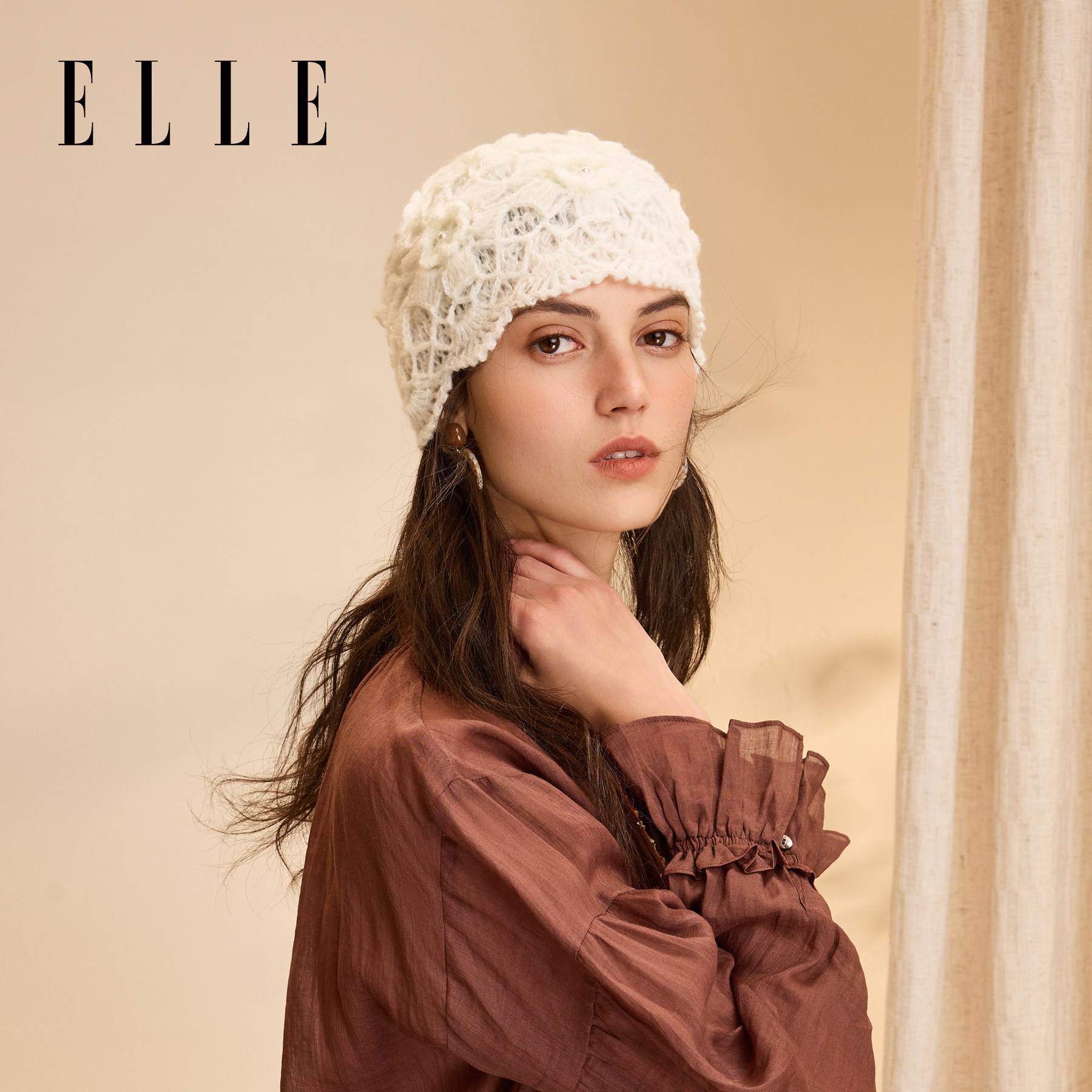 ELLE仿珍珠手钩花瓣针织帽女士秋冬季户外时尚百搭甜美花朵毛线帽