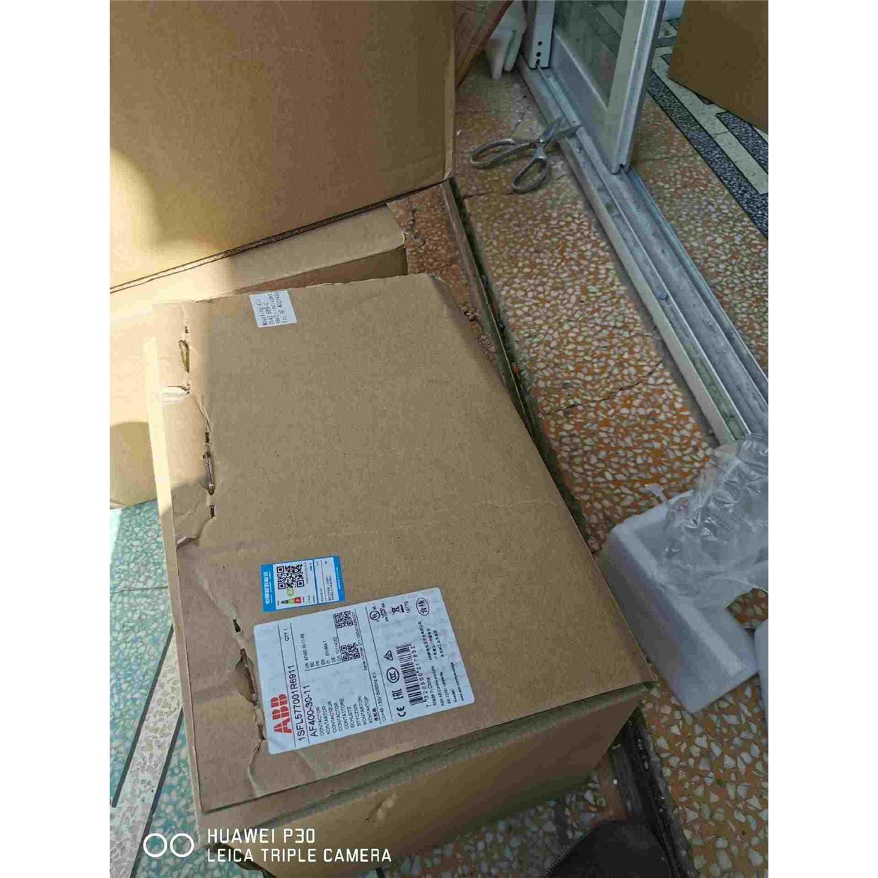 ABB接触器AF400-30-11 48-130V原装正