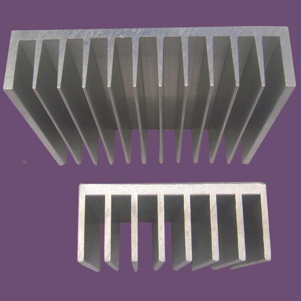 厂家直销各种规格暖气片 散热片铝型材 铝散热片
