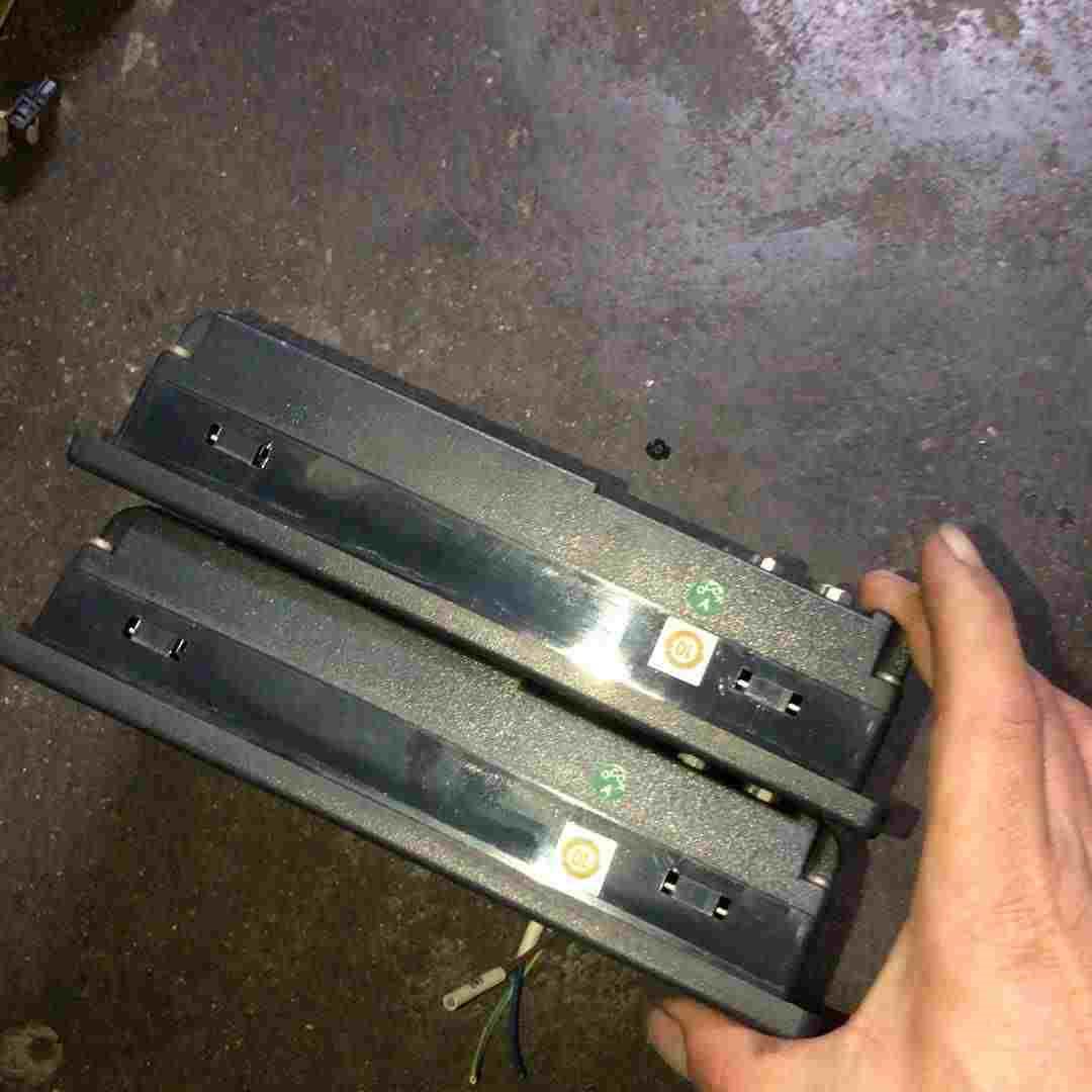 威纶通MT506MV刚刚从设备拆下来成色新需要的联系，功能正