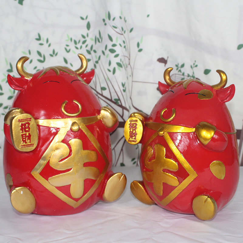 树脂工艺品白色牛牛储钱罐 简约红色大牛摆件客厅办公室厂家