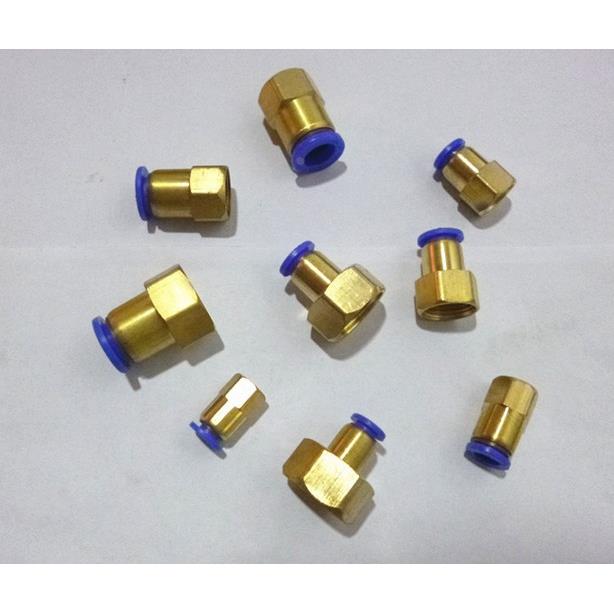 气动元件 快插接头内丝内螺纹直通PCF4-M5/6-01/8-02/10-03/12-04