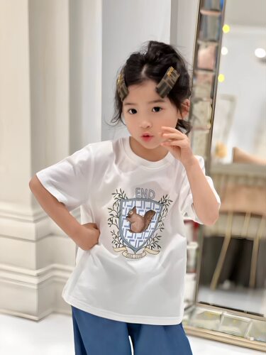 夏季新款童装松鼠印花儿童纯棉短袖T恤男女童休闲T恤短裤套装童装