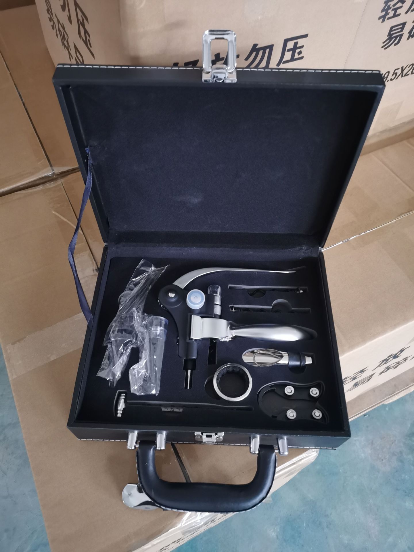 现货红酒开瓶器套装皮盒木盒开瓶器套装兔头礼品盒木盒酒具套装