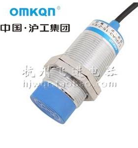 正品沪工 A级 接近开关 LJ30A3-15-J/DZ 两线常闭交流220V蓝色M24