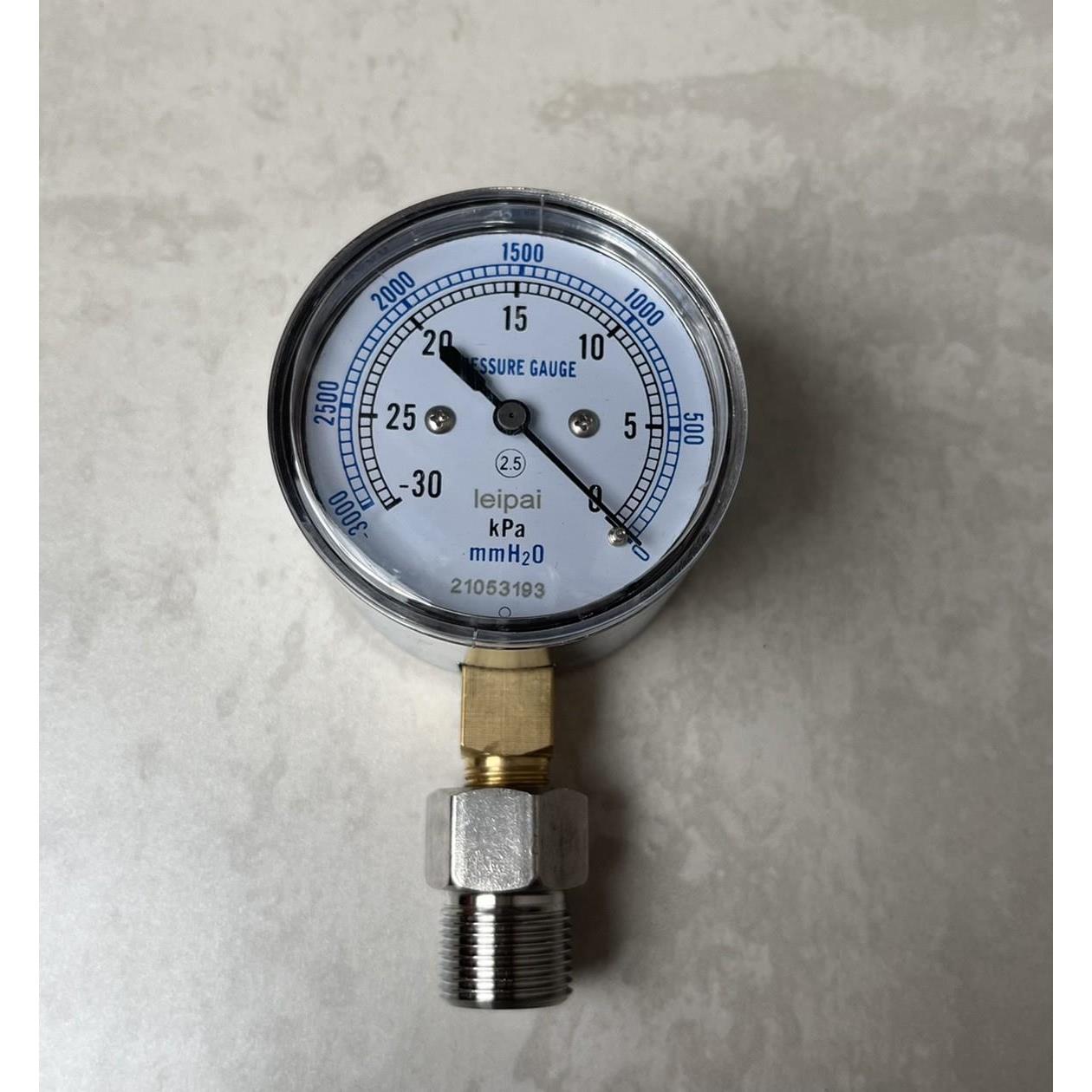 -30-0kpa 真空表 负压 直径65mm 加不锈钢接头外螺纹PT1/2 径向