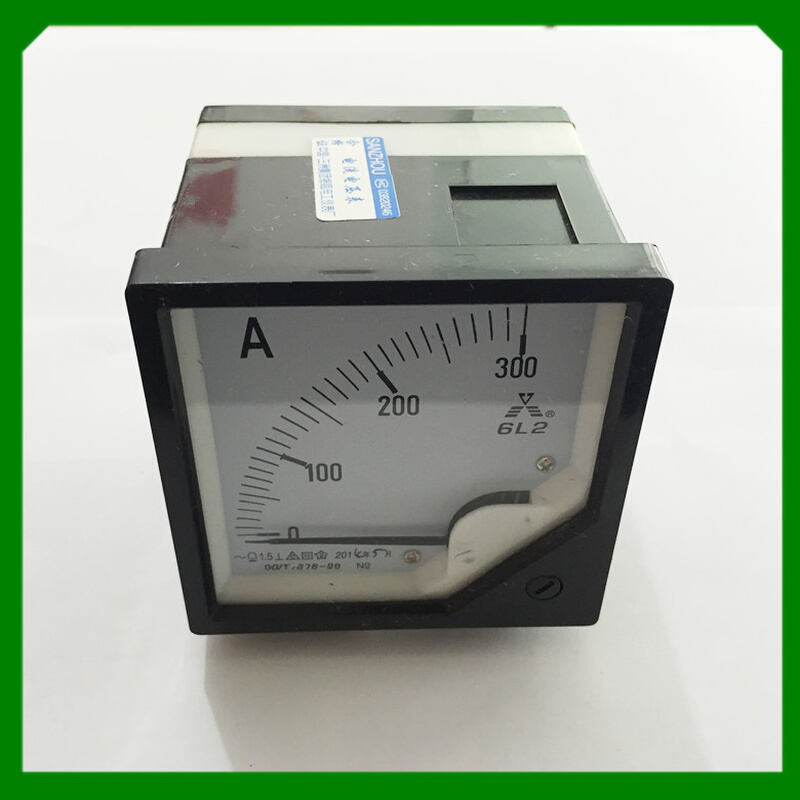 。中国三洲集团振瓯电工仪表厂6L2 300/5A交流电流电压表