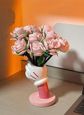 米奇花瓶手握乐高积木花