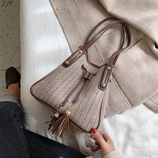 Female bag2019 new large capacity casual portable bucket bag