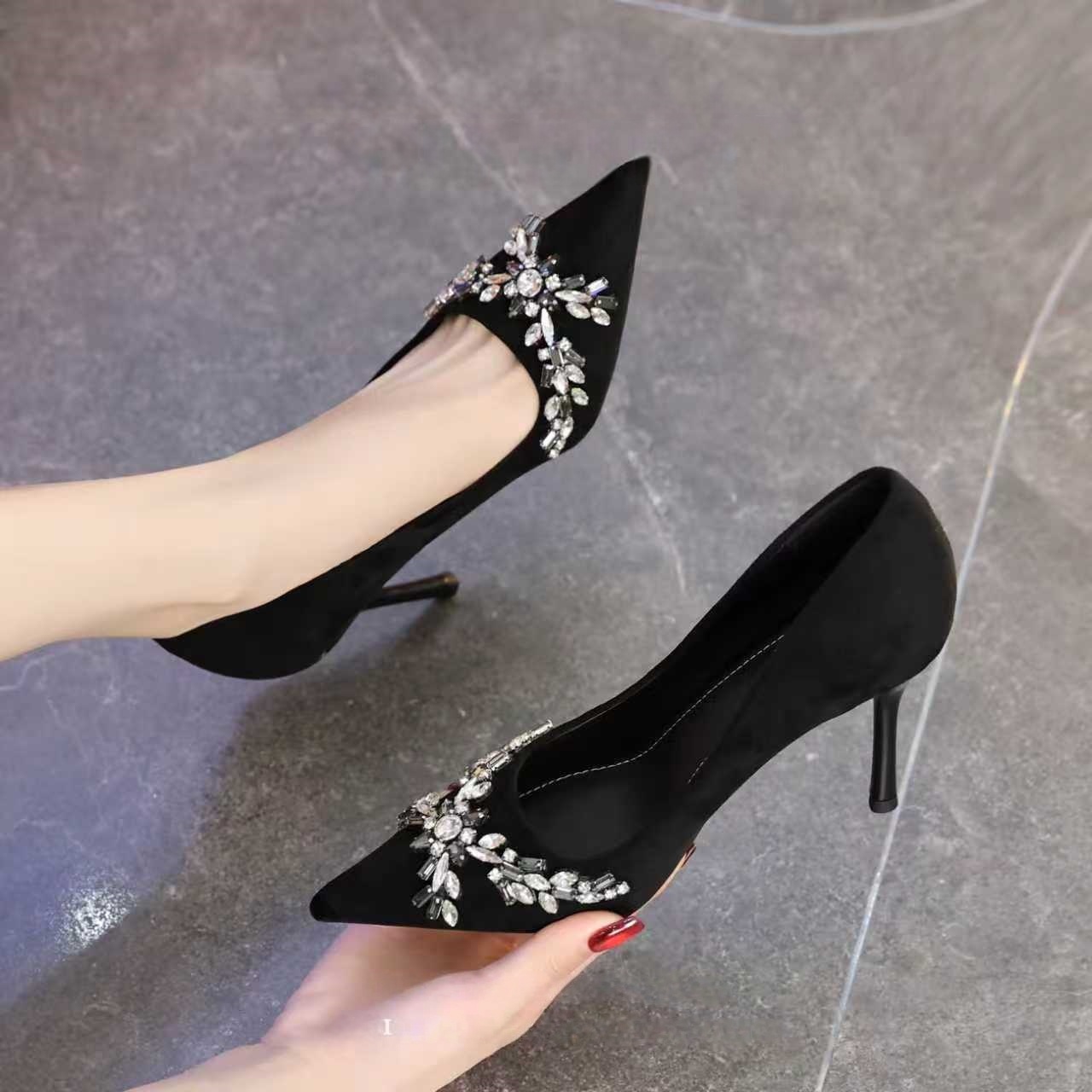 新款气质水钻职业细跟通勤单鞋