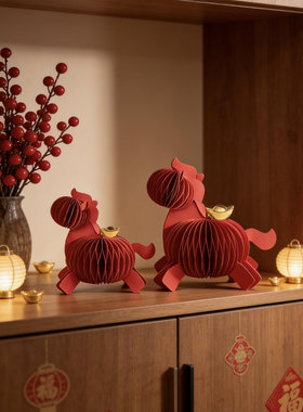 马到成功红色蜂窝发财马新年装饰摆件高颜值客厅玄关橱柜喜庆布置