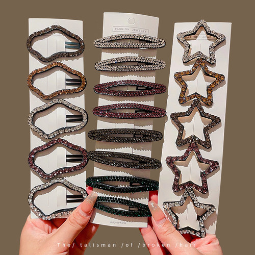 云朵镂空时尚水钻发夹