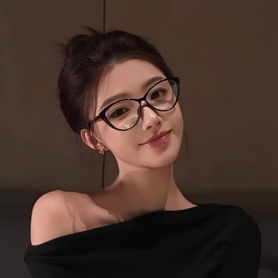 大媛家Sunny 欧美辣妹超轻猫形近视眼镜黑框女素颜防蓝光平光镜架