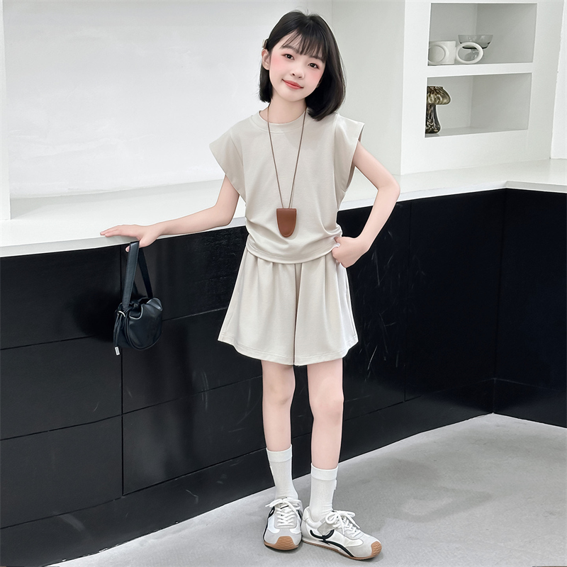 女童夏装短裤套装外出服外出裤穿搭设计感超好看酷帅新品休闲少女