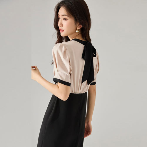 黑白撞色捏褶优雅聚酯纤维26春夏