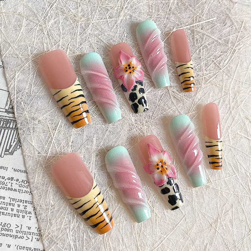 lovefix纯手工穿戴甲长T小红书ins手工立体雕花虎纹腮红小众甲贴