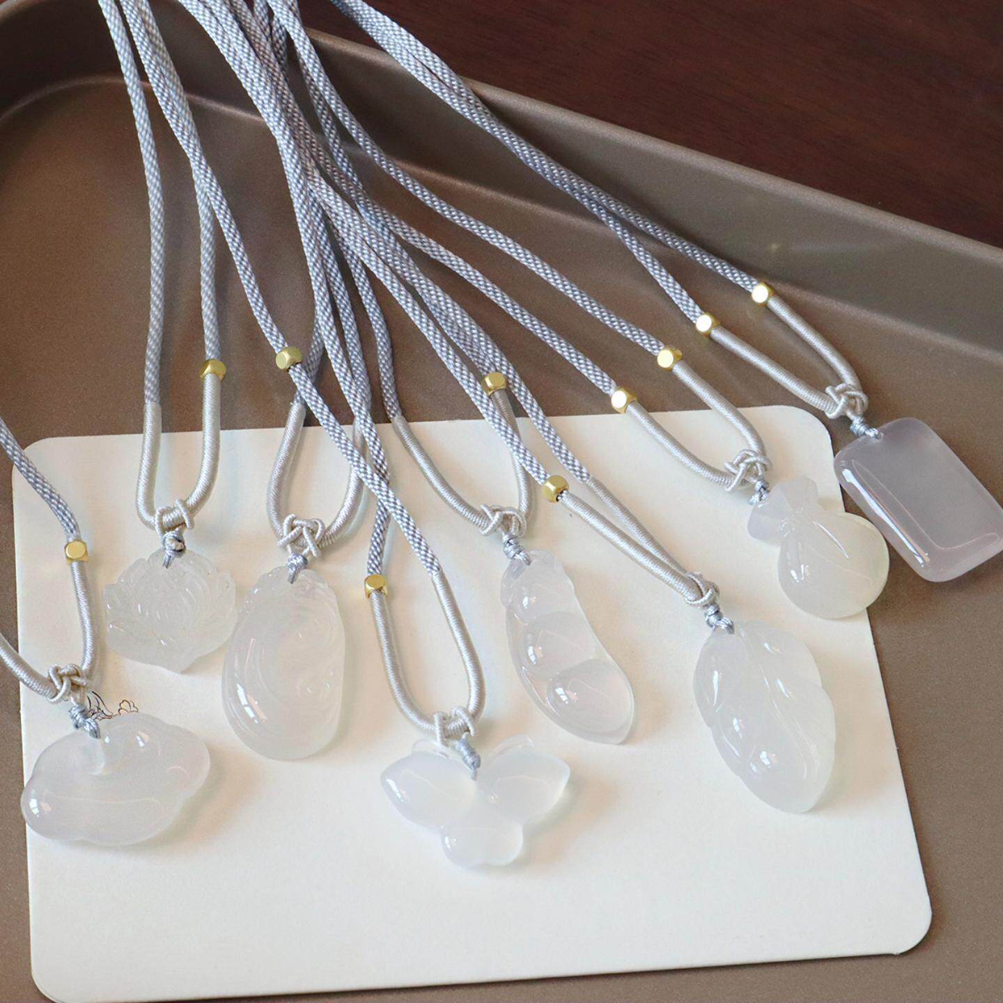 祥云相思豆玉髓情侣项链