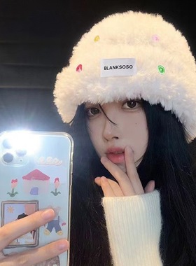 白鹿同款白色毛绒毛线帽子女冬季显脸小可爱保暖毛茸茸针织渔夫帽
