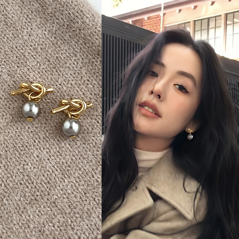 灰色珍珠耳环女士小众设计感高级耳钉耳坠冷淡风复古气质百搭耳饰,饰品/流行首饰/时尚饰品新,耳环,淘宝优惠券,粉丝福利购,淘宝优惠卷