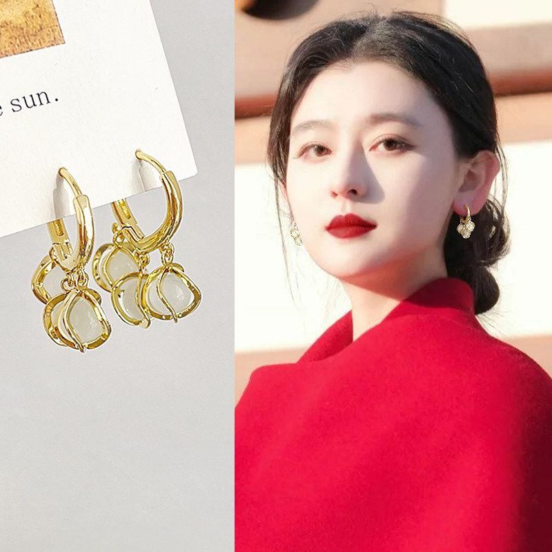 秋冬轻奢高级感铃兰花耳环超好看独特漂亮耳坠耳扣小众设计耳饰女,饰品/流行首饰/时尚饰品新,耳环,淘宝优惠券,粉丝福利购,淘宝优惠卷