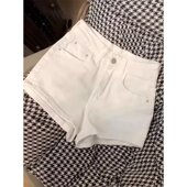 辣妹白色牛仔短裤 American 女 denim shorts小个子美式 with white